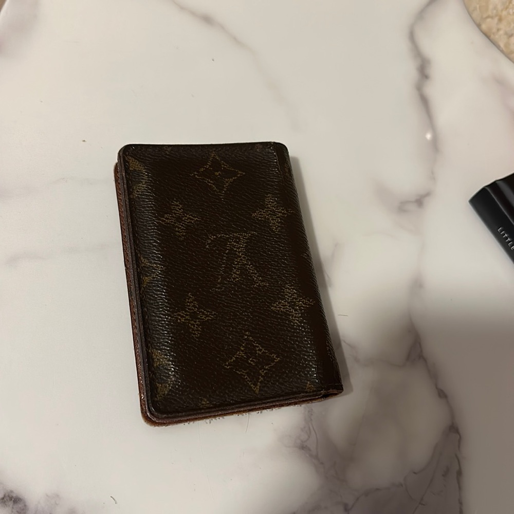 Authentic Louis Vuitton Men’s Wallet